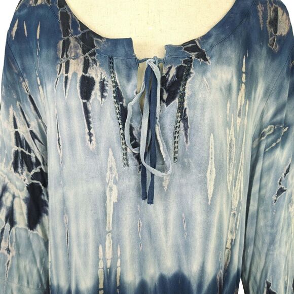 CB Established 1962 Women's 1X Blue Tie Dyed Rayon Pullover Tunic Top - Picture 3 of 7